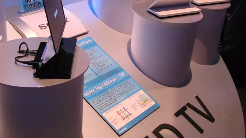 IPS, VA ar OLED? Draugiškas gidas, kaip išsirinkti monitoriaus matricą