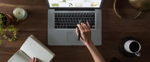 Nešiojamas kompiuteris studentui: kaip išsirinkti ir nepermokėti