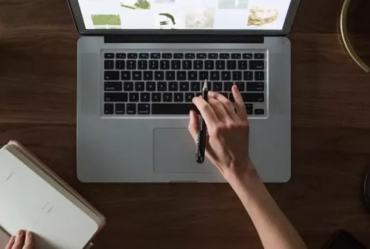 Nešiojamas kompiuteris studentui: kaip išsirinkti ir nepermokėti