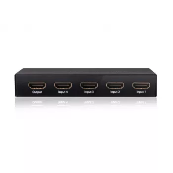 CLUB3D HDMI 2.0 UHD 4K60Hz jungiklis su 4 prievadais ir IR nuotolinio valdymo pulteliu CSV-1370