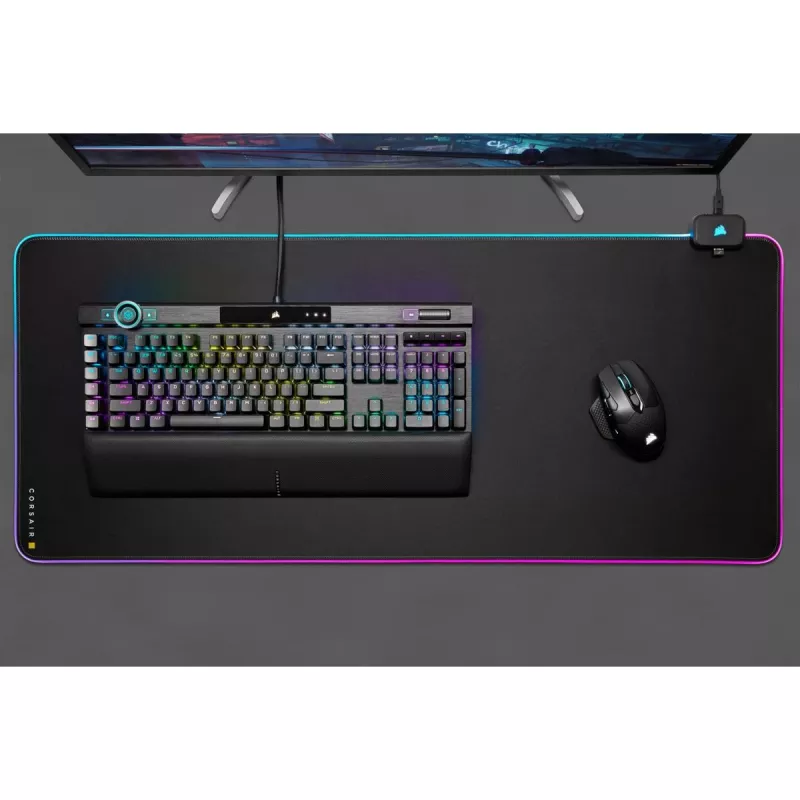 Žaidimų pelėdė CORSAIR MM700 RGB — 930×400 mm, 4 mm storio, guminis pagrindas, USB LED foninis apšvietimas, juoda