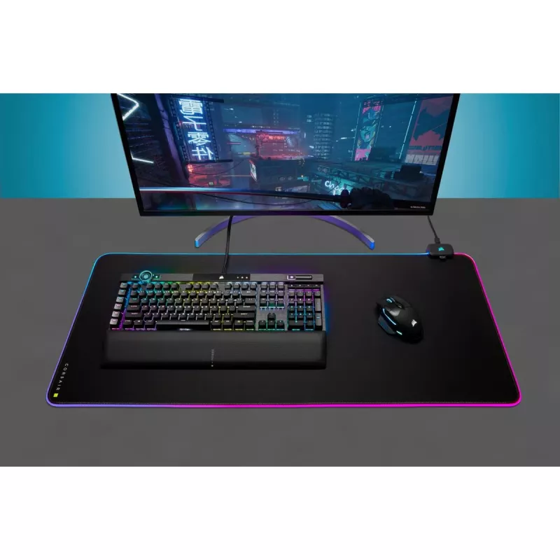 Žaidimų pelėdė CORSAIR MM700 RGB — 930×400 mm, 4 mm storio, guminis pagrindas, USB LED foninis apšvietimas, juoda