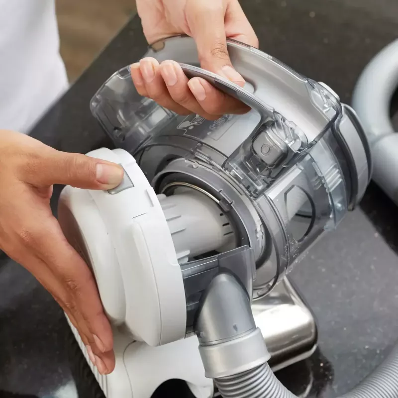 Rankinis siurblys Black & Decker PD1820L-QW — 18V ličio jonų, 1,5Ah, 0,56L be maišelio, 15 min veikimo laikas
