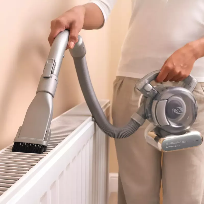 Rankinis siurblys Black & Decker PD1820L-QW — 18V ličio jonų, 1,5Ah, 0,56L be maišelio, 15 min veikimo laikas