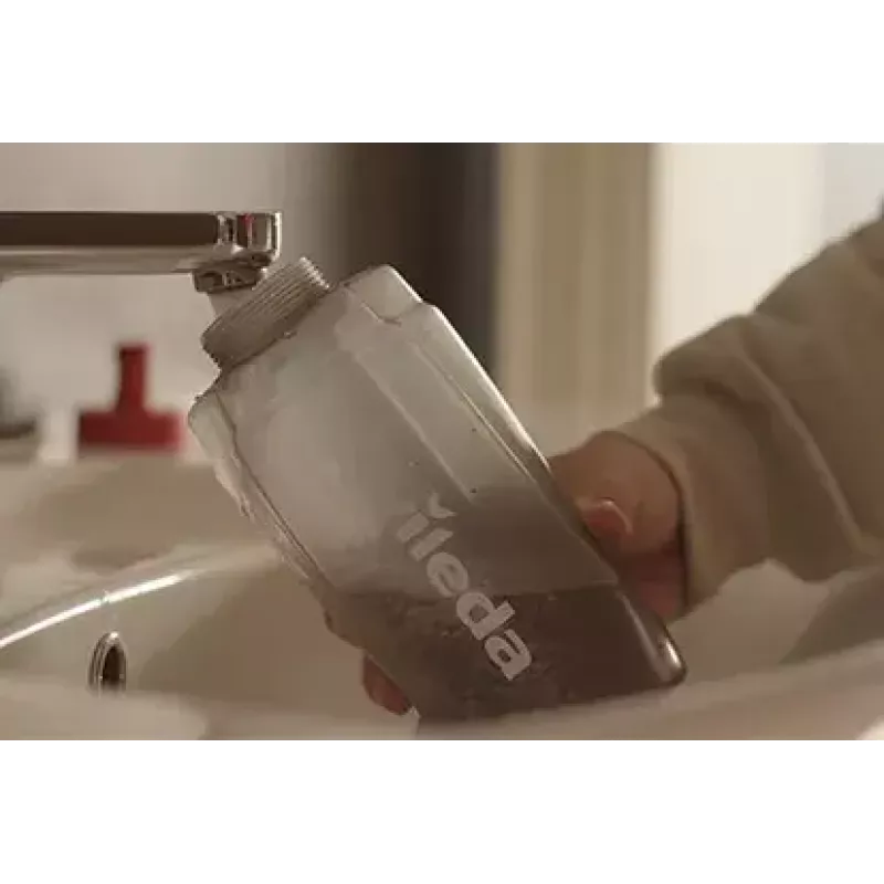 Mopas VILEDA Spray Max Microfibre Dry & Wet – plastikinė galvutė, 0,6 l vandens bakelis, antibakterinis, baltas/raudonas