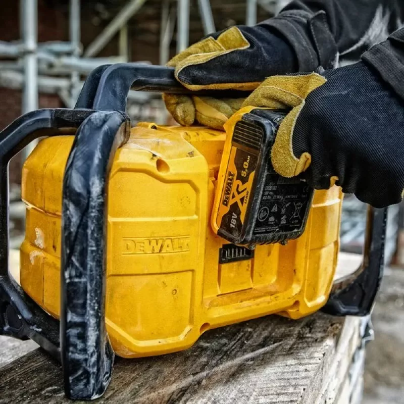 Nešiojamas radijas DeWALT DCR029-QW DAB FM, AC/DC maitinimas, Bluetooth, USB įkrovimas, ekranas, juoda/geltona