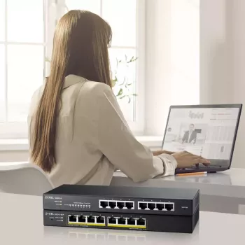 Zyxel GS1915-8EP valdomas L2 Gigabit Ethernet (10/100/1000) PoE jungiklis, juodas