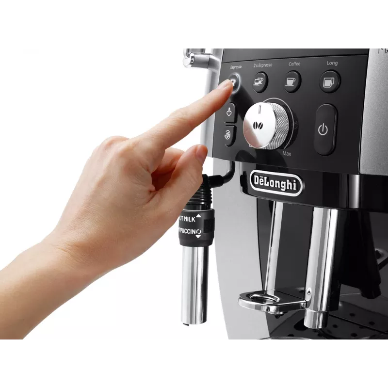 Espreso aparatas De’Longhi Magnifica S Smart ECAM 250.23.SB — 1,8 L vandens talpa, 250 g pupelių talpa, 15 barų, įmontuotas malūnėlis