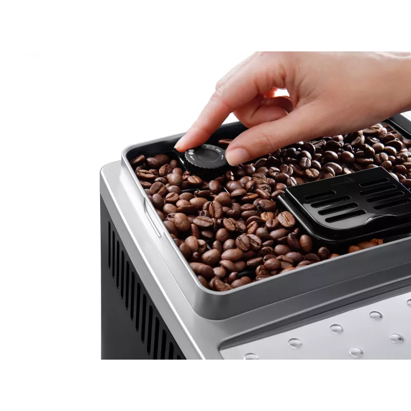 Espreso aparatas De’Longhi Magnifica S Smart ECAM 250.23.SB — 1,8 L vandens talpa, 250 g pupelių talpa, 15 barų, įmontuotas malūnėlis