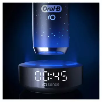 Oral-B iO Series 10 besukiojantis-osciliuojantis dantų šepetėlis suaugusiems, juodas