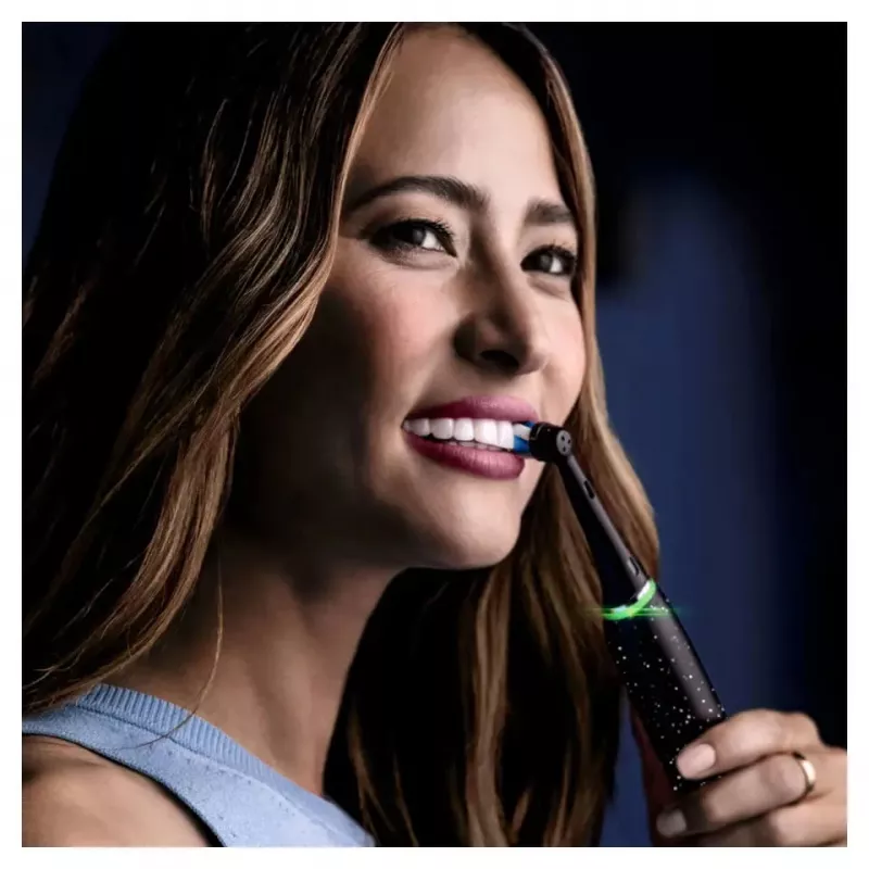 Oral-B iO Series 10 besukiojantis-osciliuojantis dantų šepetėlis suaugusiems, juodas