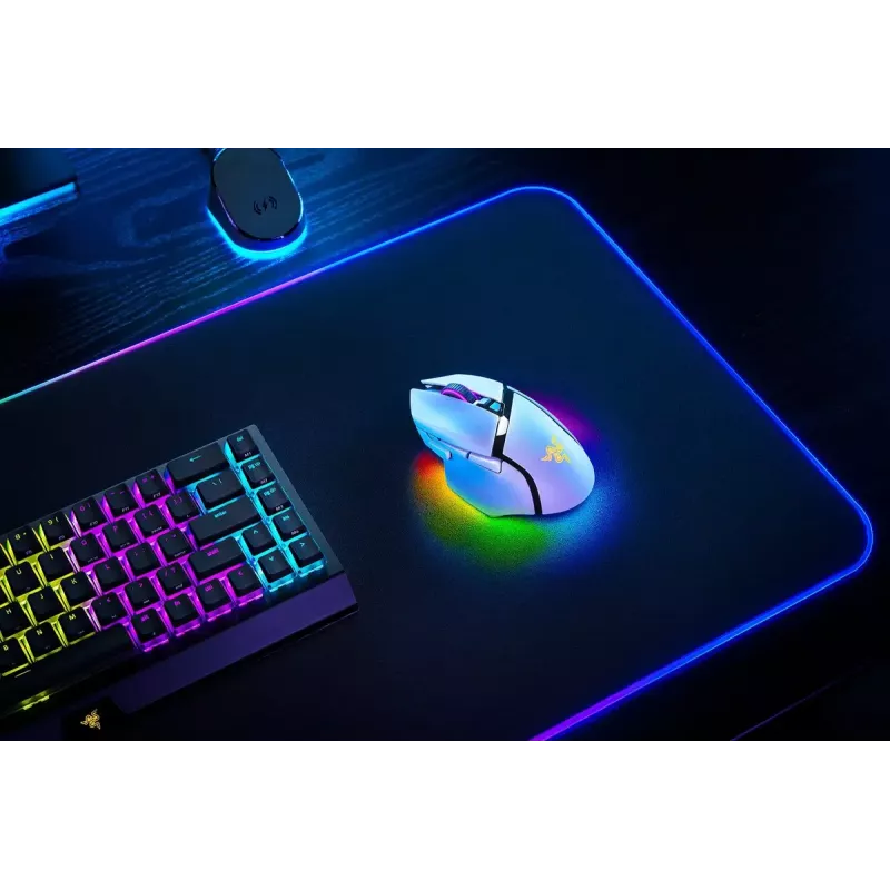 Žaidimų pelė Razer Basilisk V3 Pro – dešiniarankiams, optinė 30 000 DPI, RF belaidis / Bluetooth / USB-C, balta