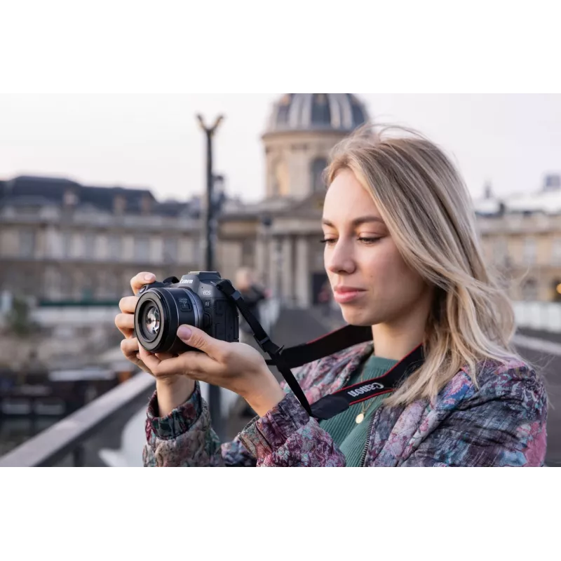 Canon EOS R8 + RF 24-50mm F4.5-6.3 IS STM rinkinys, 24,2 MP, 6000 x 4000 taškų, CMOS, 4K Ultra HD, jutiklinis ekranas, juoda
