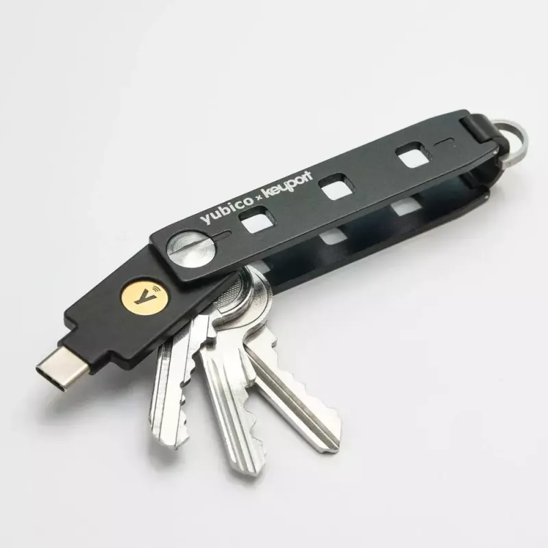 USB raktas autentifikavimui Yubico Juoda
