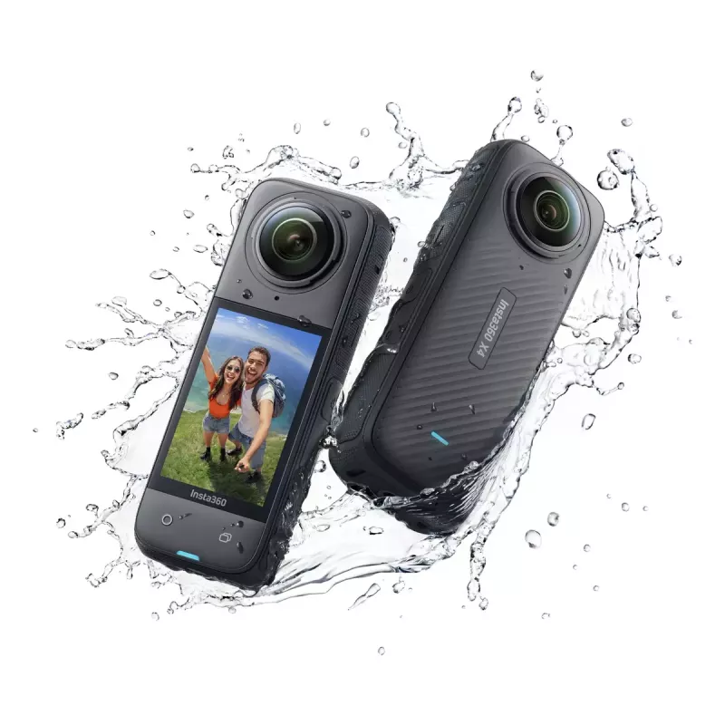Veiksmo kamera Insta360 X4 — 72 MP, 8K (7680×3840) CMOS, 1/2 colio jutiklis, įmontuotas ekranas, Wi‑Fi, 120 kadrų/s, MicroSD, 602 g, juoda