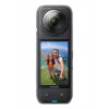 Veiksmo kamera Insta360 X4 — 72 MP, 8K (7680×3840) CMOS, 1/2 colio jutiklis, įmontuotas ekranas, Wi‑Fi, 120 kadrų/s, MicroSD, 602 g, juoda