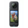 Veiksmo kamera Insta360 X4 — 72 MP, 8K (7680×3840) CMOS, 1/2 colio jutiklis, įmontuotas ekranas, Wi‑Fi, 120 kadrų/s, MicroSD, 602 g, juoda