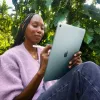 APPLE iPad Air (2025) - M3 - 13 col. - 7 karta - Wi-Fi + Cellular - 128GB - Žvaigždžių šviesa