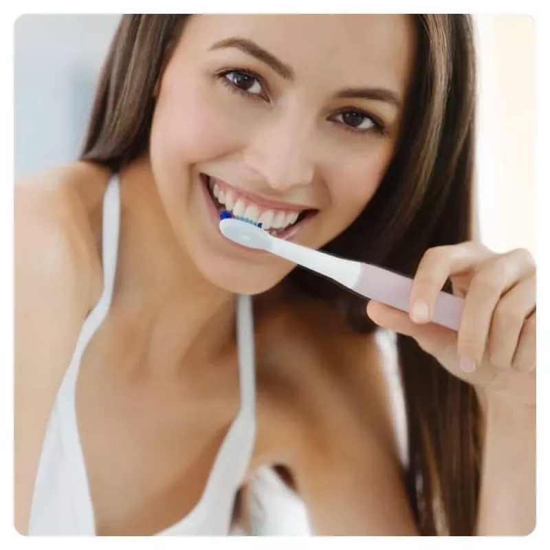 Oral-B Pulsonic Slim Luxe 4000 suaugusiųjų soninis dantų šepetėlis, platininė spalva