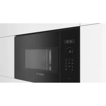 Įmontuojama mikrobangų krosnelė Bosch Serie 6 BFL554MB0 – 900 W, 25 L, sukamosios ir liečiamosios valdymo, juoda