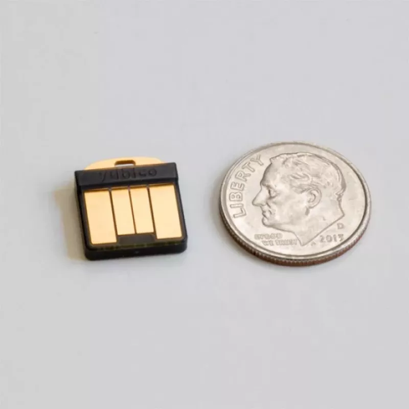 Yubico YubiKey 5 Nano saugos raktas