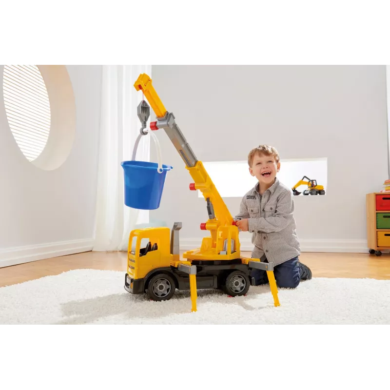 Lena GIGA TRUCKS sunkvežimis su kranu ZL-02176