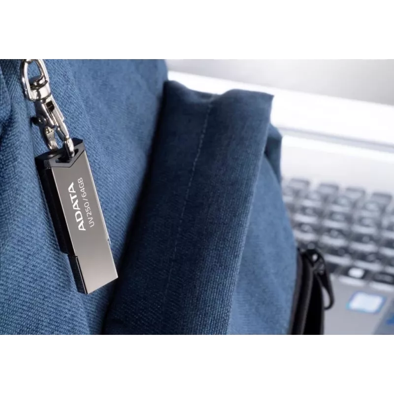 ADATA UV250 USB atmintukas 32 GB USB Type-A 2.0 sidabrinis