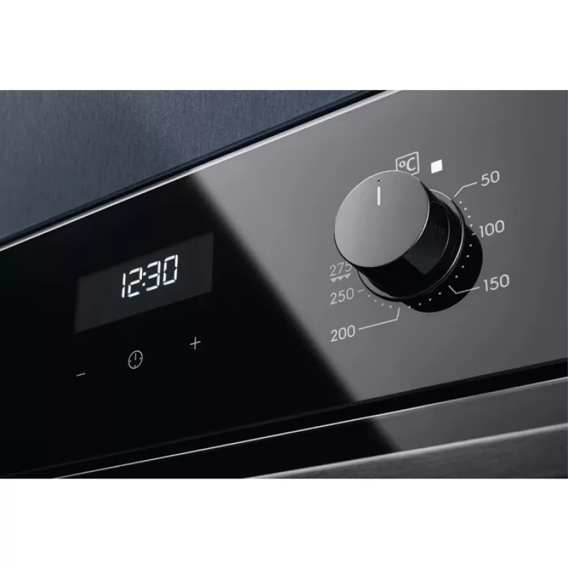 Įmontuojama elektrinė orkaitė Electrolux EOD5C50Z 72 L juoda