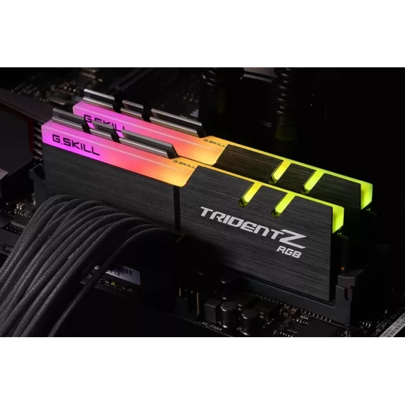 DIMM 16 GB DDR4-3600 (2x 8 GB) Dual-Kit, Arbeitsspeicher schwarz, F4-3600C18D-16GTZRX, Trident Z RGB, INTEL XMP