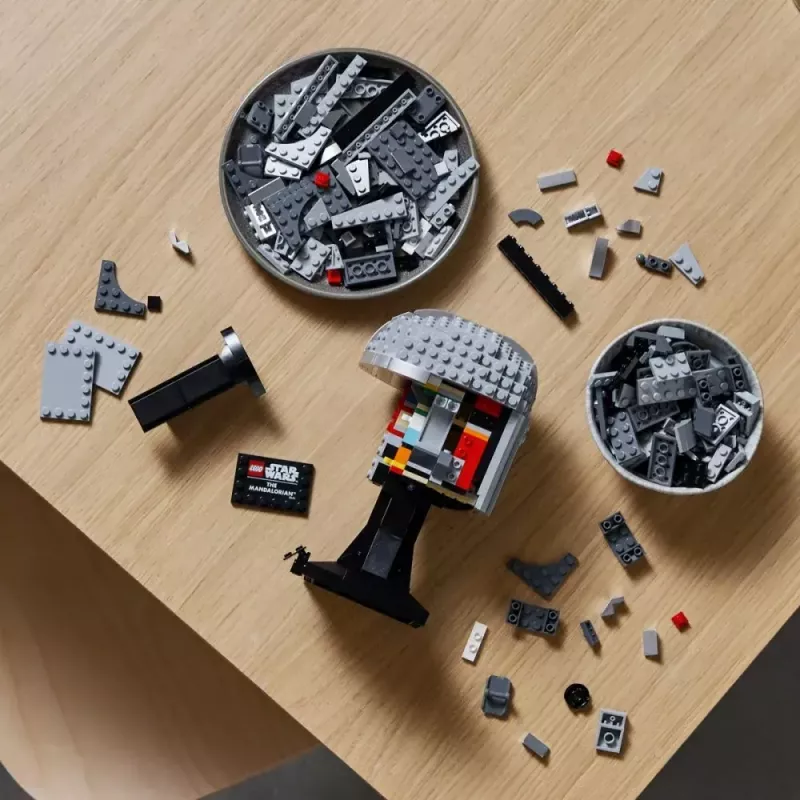 Konstruktorius LEGO Mandalorian šalmas 75328 – Star Wars kolekcinis modelis, 584 detalės, 18+