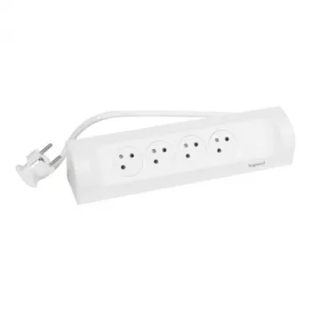 Legrand 049404 kištukinis lizdas 4x įžemintas, 1 m laidas, baltas