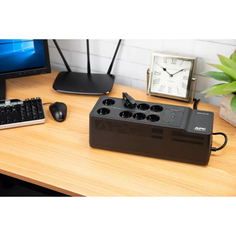 APC Back-UPS BE850G2-GR - Nepertraukiamo maitinimo šaltinis 8 lizdai, 850VA, 2 USB įkrovimo prievadai, 1 USB duomenų prievadas