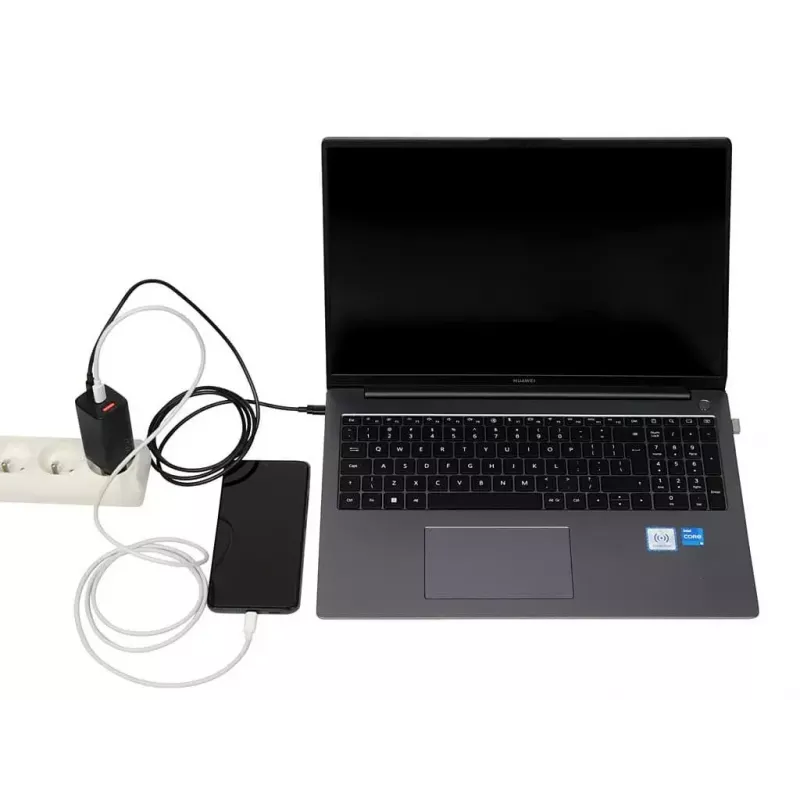 Mobiliojo įrenginio greitasis kroviklis IBOX ILUC65B — 65 W, 3x USB (2x USB-A Gen1, 1x USB-C), juodas, 100–240 V