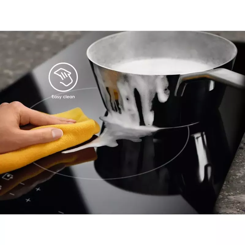 Indukcinė kaitlentė Electrolux LIT30230C — 2 zonų įmontuojama, 29 cm plotis, juoda, liečiamas valdymas, 210/145 mm zonos