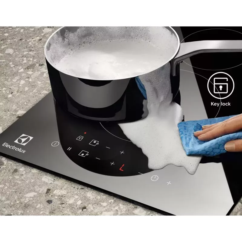 Indukcinė kaitlentė Electrolux LIT30230C — 2 zonų įmontuojama, 29 cm plotis, juoda, liečiamas valdymas, 210/145 mm zonos