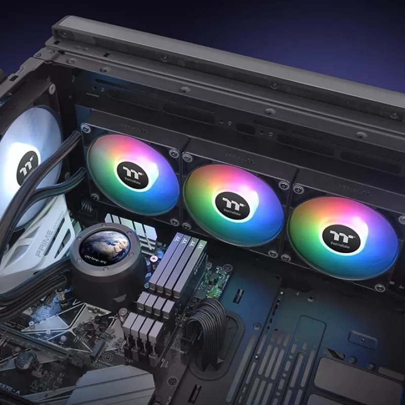 THERMALTAKE TH360 V2 Ultra ARGB skysčio aušintuvas – 360 mm AIO su LCD ekranu