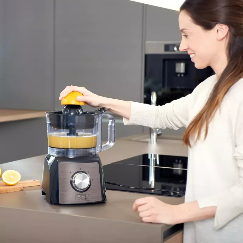 Virtuvinis kombainas Black & Decker BXFPA1200E — 1200 W, 1,5 L dubuo, 2 greičiai, pulsas, nerūdijančio plieno korpusas