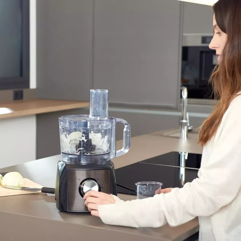 Virtuvinis kombainas Black & Decker BXFPA1200E — 1200 W, 1,5 L dubuo, 2 greičiai, pulsas, nerūdijančio plieno korpusas