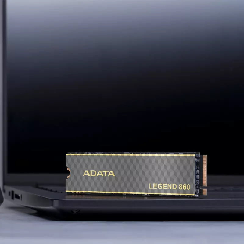 ADATA LEGEND 860 SLEG-860-1000GCS vidinis kietasis diskas 1 TB M.2 PCI Express 4.0 NVMe 3D NAND