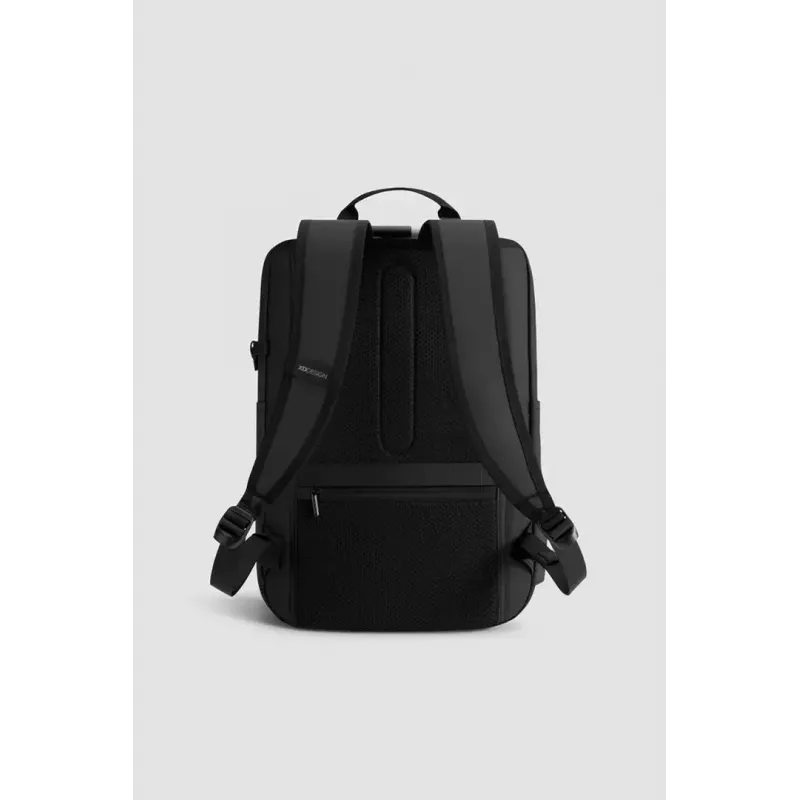 Kuprinė XDDESIGN P706.2801 Urban atspari vandeniui 20L, 15,6 colių nešiojamojo kompiuterio skyrius, Juoda