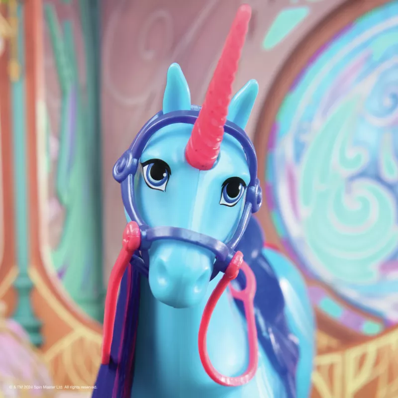 Unicorn Academy Arklys River su 2 jojimo aksesuarais, 11 colių, suderinamas su Isabel, lėlėmis ir vienaragiais, žaislai mergaitėms nuo 4 metų