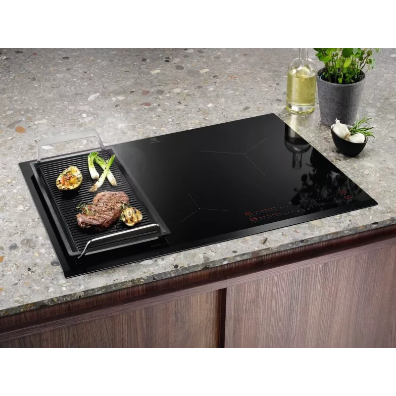 Indukcinė kaitlentė Electrolux Serie 700 EIS82453, 4 zonos, 80 cm, juodas stiklas, liečiamas ir slinkties valdymas