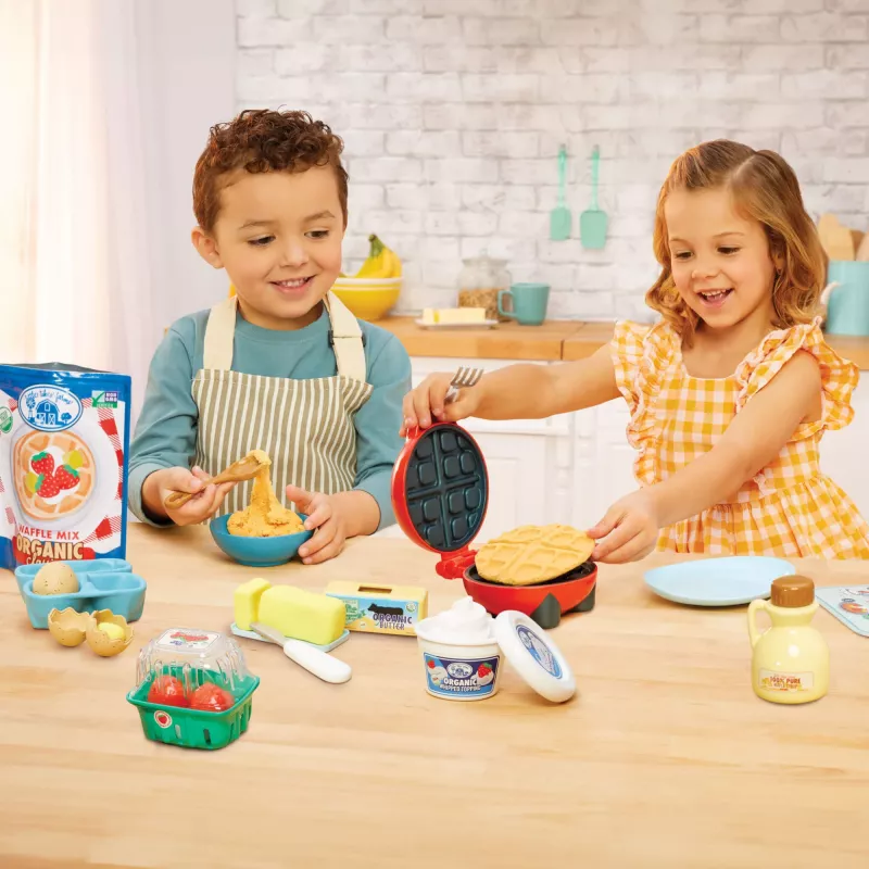 Little Tikes Creative Chefs Waffles Kit – virtuvės rinkinys vafliams, nuo 3 metų