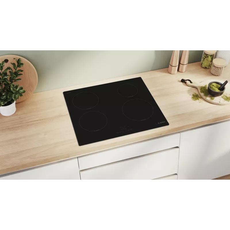 Bosch Serie 4 PUE611BB5E kaitlentė Juoda Įmontuojama 60 cm Indukcinė 4 zonų