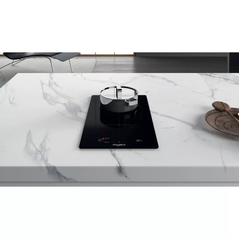 Whirlpool WS Q0530 NE juoda įmontuojama 28 cm zonos indukcinė kaitlentė (2 zonos)