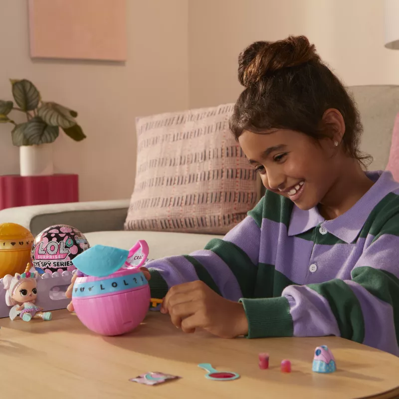 L.O.L. Surprise! Eye Spy Tots Asorti PDQ – Stebuklinga atidarymo patirtis