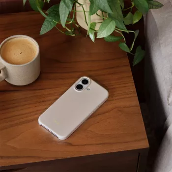 Dėklas Apple Beats iPhone 17 su MagSafe ir kameros valdymu – Kalkakmenio spalva