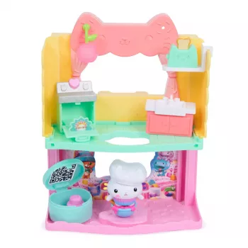 Žaislinė figūrėlė Gabby's Dollhouse Cakey's Sprinkle Cake-tastic Virtuvėlė, įvairiaspalvė