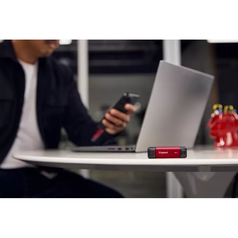 Išorinis SSD diskas Kingston 2TB Dual USB-A/USB-C, USB 3.2 Gen 2, Skaitymas 1050 MB/s, Rašymas 950 MB/s, Juodai/Raudonas
