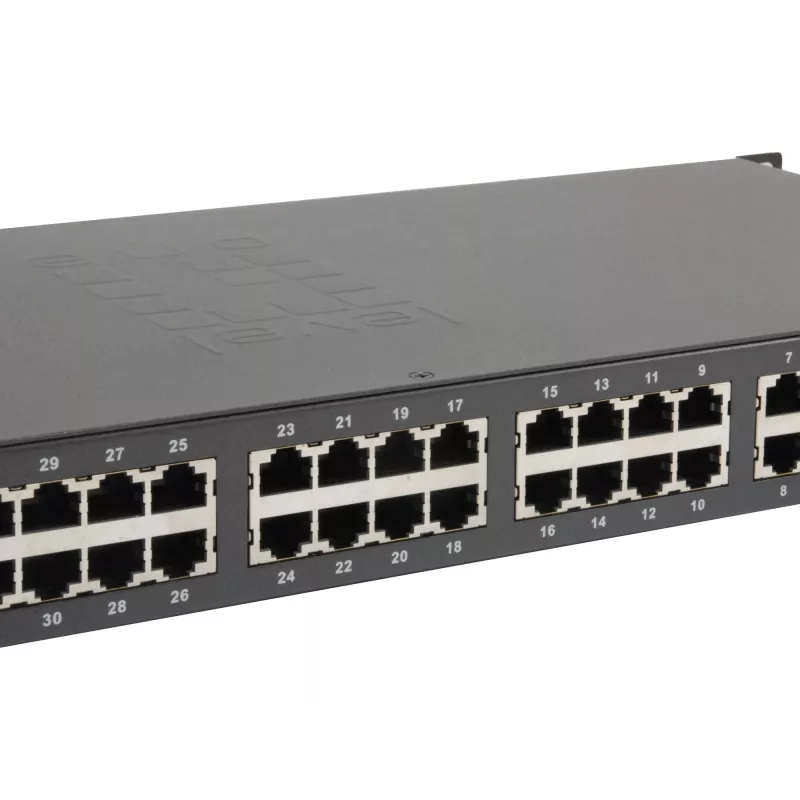 LevelOne 34 prievadų Fast Ethernet PoE komutatorius, 802.3at/af PoE, 32 PoE išėjimai, 2 x Gigabit RJ45, 630 W